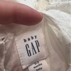 GAP フレア花柄レースワンピース50サイズ0-3monthドレスベビードレスの画像