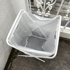 IKEA　洗濯かご