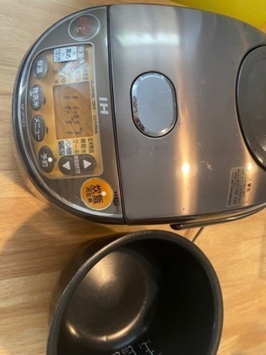 (取引可能)ZOJIRUSHI 炊飯器