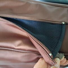 SWANYのキャスター付きバッグの画像