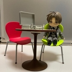 ぶちサンプル カフェテーブルの画像