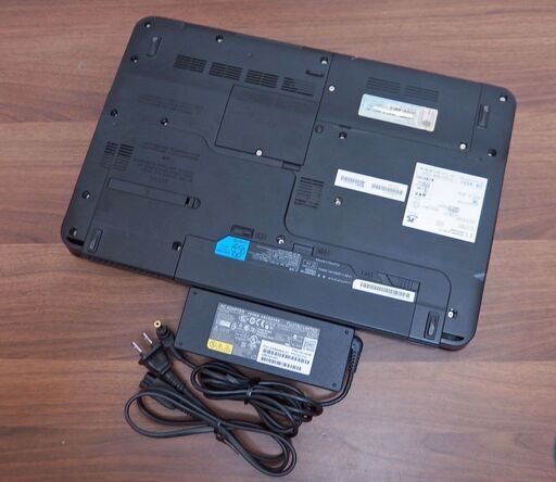 富士通 Lifebook AH56/H