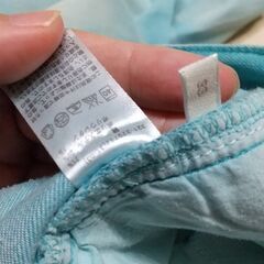 ★春色★メンズパンツ★gu★M★カラーパンツ★スカイブルーの画像