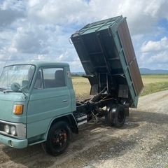 キャンター2tダンプの画像