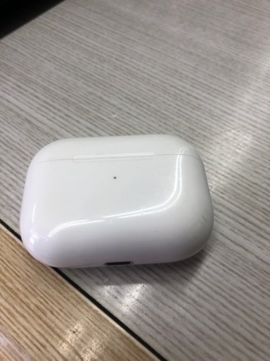 AirPods pro 本体と保護ケース+