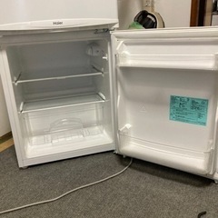 一人暮らし用冷蔵庫の画像
