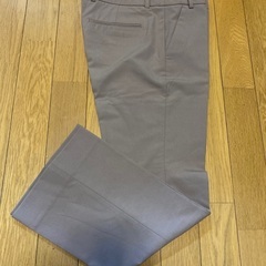 GAP クロップドパンツ