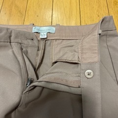 GAP クロップドパンツの画像