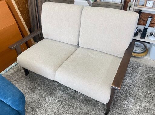 ニトリ グレーの木製フレーム2人掛けソファ ニトリ 2人掛けソファ ヒル2