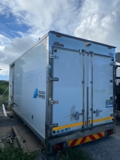 超美品アルミ保冷コンテナ