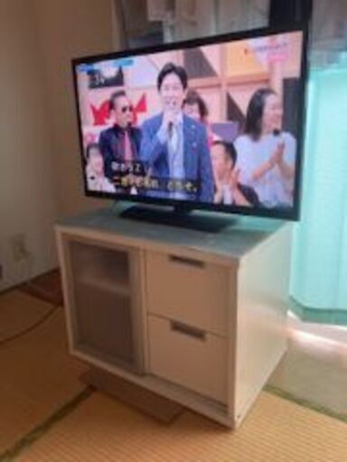 SHARP　AQUOS　32インチテレビ