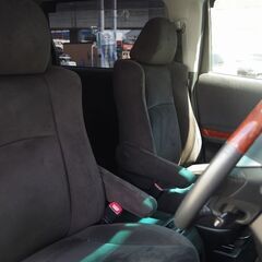 【上質な車内空間に広々とした収納スペースを持つ車！！】　安全性能や快適性も良いのでミニバンの中ではピカイチの車です。の画像