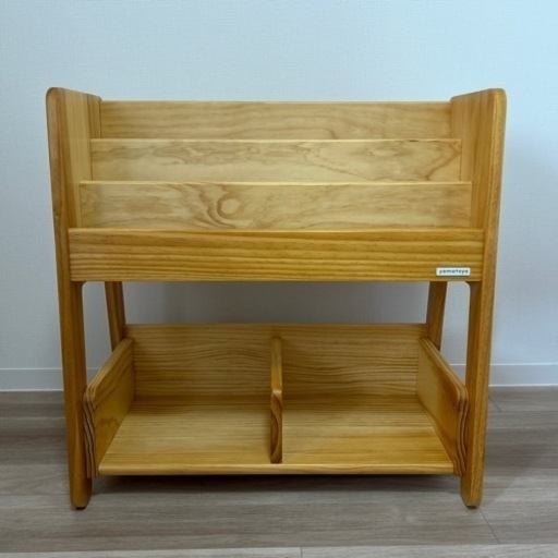 大和屋　絵本棚