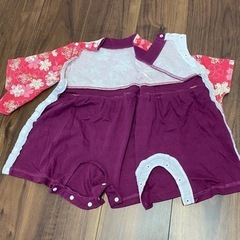 【70】 女児 袴ロンパース 足袋風ソックスつきの画像