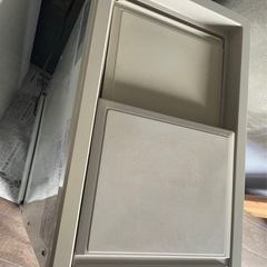 ※掲載本日まで！ 飲食店厨房機器　業務用　冷凍ストッカー&ガス台(作業台)の画像
