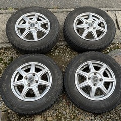 スタッドレスタイヤ　VRX ホイール　145/80R13  4本セット