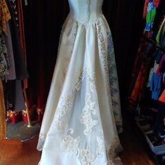 ★完売★SALE★☆USED☆　ウェディングドレス（Del Grappa）の画像