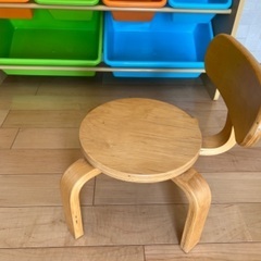 【お譲りします】おもちゃ収納付き本立の画像