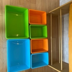 【お譲りします】おもちゃ収納付き本立の画像