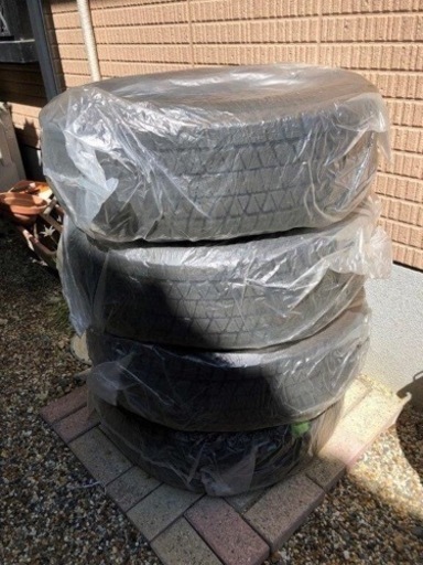 スタッドレスタイヤ　ブリヂストンDM-V3 225/65R 17