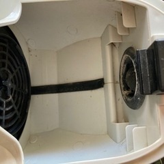 【13日お渡し予定】ツインバード　掃除機　紙パック付きの画像
