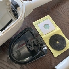 【13日お渡し予定】ツインバード　掃除機　紙パック付きの画像