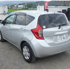 ■881★日産　ノート　X（平成24年）★スマートキー★プッシュスタート★ＳＤナビ★ワンセグ★レベライザー★★自社ローン★金利無し★通過率９０％★車体だけ販売できる★来店不要で買える★リモート商談できる★神奈川県厚木市発★業者なので安心★カスタムも車検もできます★の画像