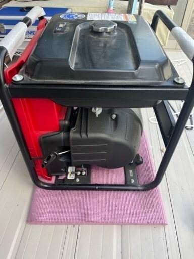 ホンダ　インバーター発電機　eg25i 中古