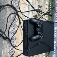 早い者勝ちプレステ4   CUH 2200ABO1  jetBLACK 500GB