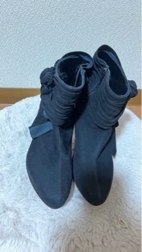 ショートブーツ