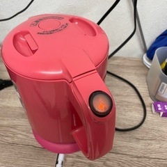 【値下げ】電気ケトル タイガー わく子 0.8Lの画像