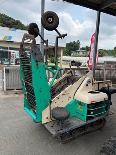 コバシ　芋掘り機