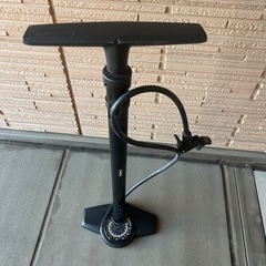 空気入れ　自転車　クロスバイク　ロードバイク