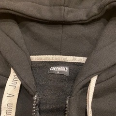 BTS WORLD ジップアップパーカの画像