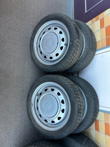 中古スタッドレスタイヤ、アルミホイール等まとめ売り