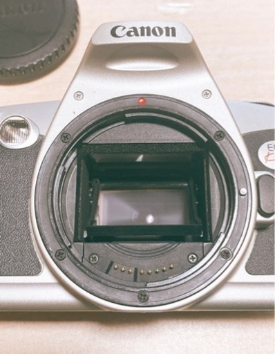 Canon イオスキッス　フィルム一眼レフカメラ