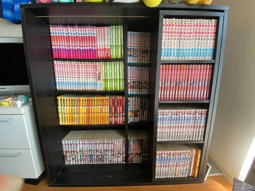 【お譲り先決定しました】★取りに来てくれる方のみ★スライド式本棚　黒
