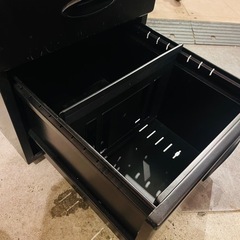 【武蔵小山店】 オフィス　デスク　脇机　作業台　袖机　事務用　スチール　　検　コクヨ　KOKUYO ブラック　黒系　LEAN リーン　ドロワー　引き出し　書類入れ　レターケース　の画像