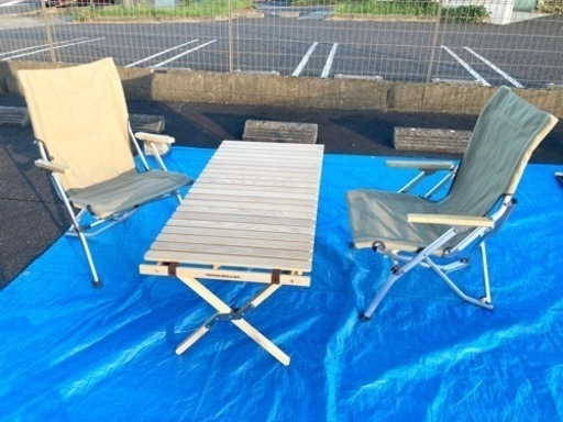 キャンプ用品 タラスブルバ ウッドロールテーブル