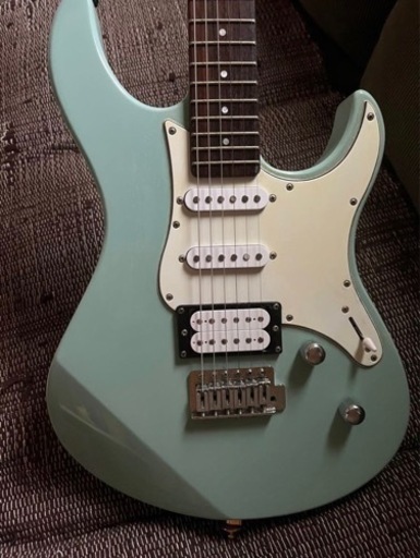 ヤマハ エレキギター パシフィカ PAC112V ソニックブルー ソフトケース、ストラップ付 3Pピックガード YAMAHA   