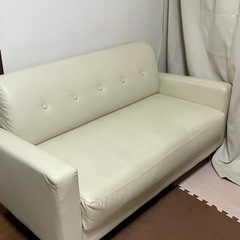 【中古】シンプル&コンパクトな2人掛けソファ　急募！21日まで！
