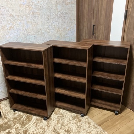 好きな場所に移動して使える本棚　３台セット