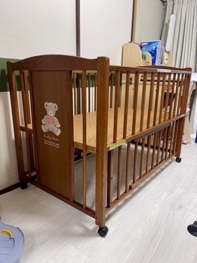 最終値下、近所配送可能、日本製　赤ちゃんベッド