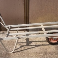 アルミ製台車（アルインコ製）