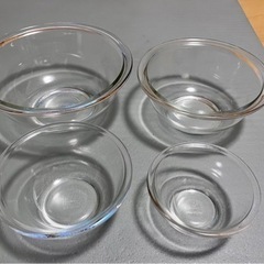 iwaki(イワキ) 耐熱ガラス ボウル  丸型 4点セット+肉たたきの画像