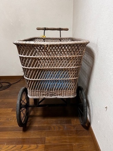 【ジ 0917-17】 乳母車