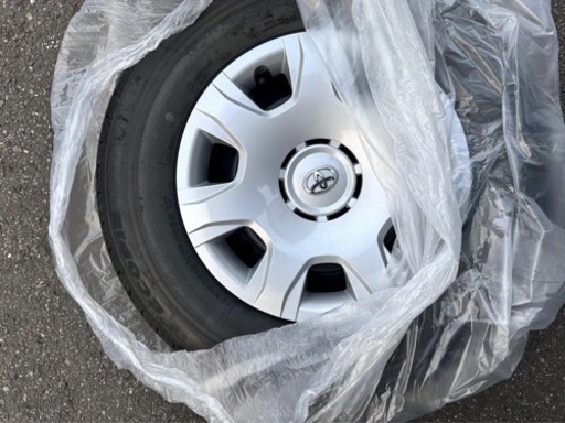 ハイエース7型新車外しタイヤ