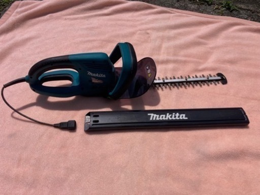 マキタ　電動バリカン　450mmヘッジトリマー