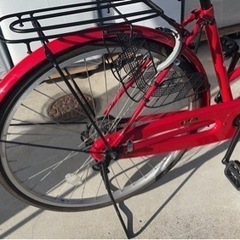 ★中古自転車！ママチャリ　カゴ付き　赤　26インチ　防犯登録okの画像