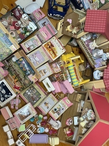 シルバニアファミリー まとめ売り たくさんあります※お人形さん追加してます